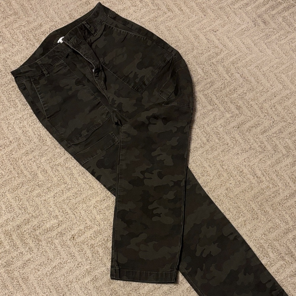 CAbi Women’s Dark Camouflage Cargo Pants